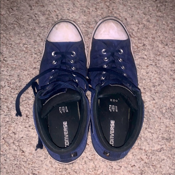 Navy blue converse - Picture 1 of 4